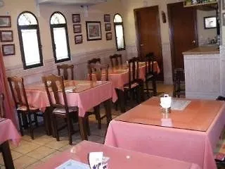 מלון Riavela 2*